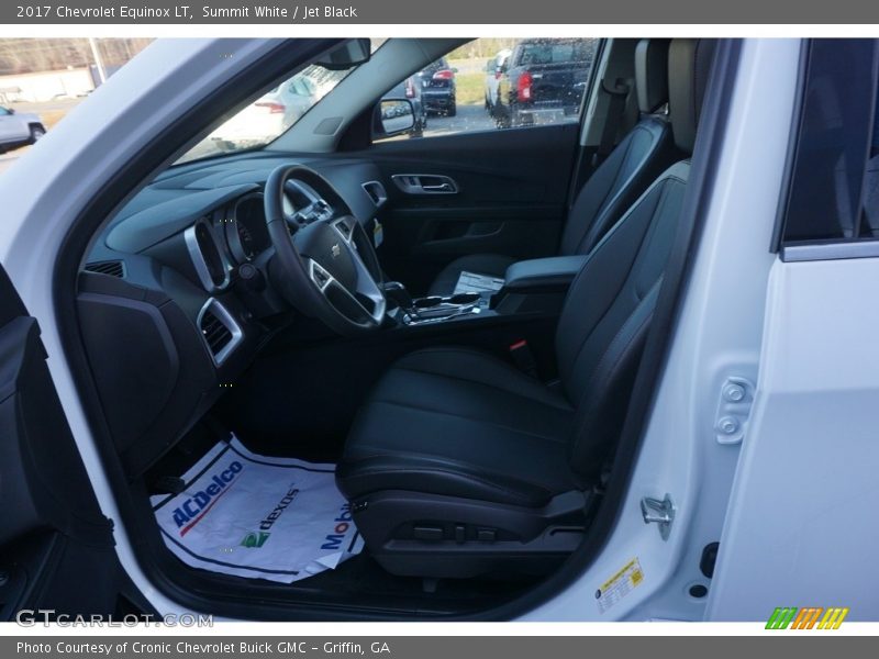 Summit White / Jet Black 2017 Chevrolet Equinox LT