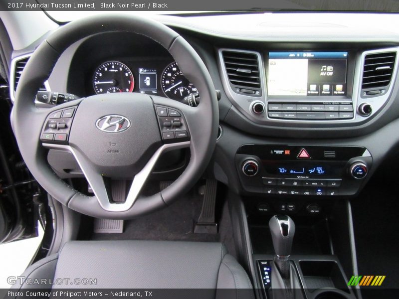 Black Noir Pearl / Black 2017 Hyundai Tucson Limited