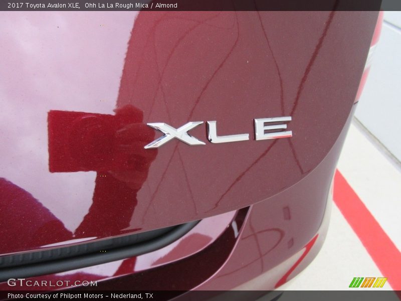 Ohh La La Rough Mica / Almond 2017 Toyota Avalon XLE