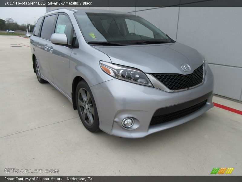 Silver Sky Metallic / Black 2017 Toyota Sienna SE