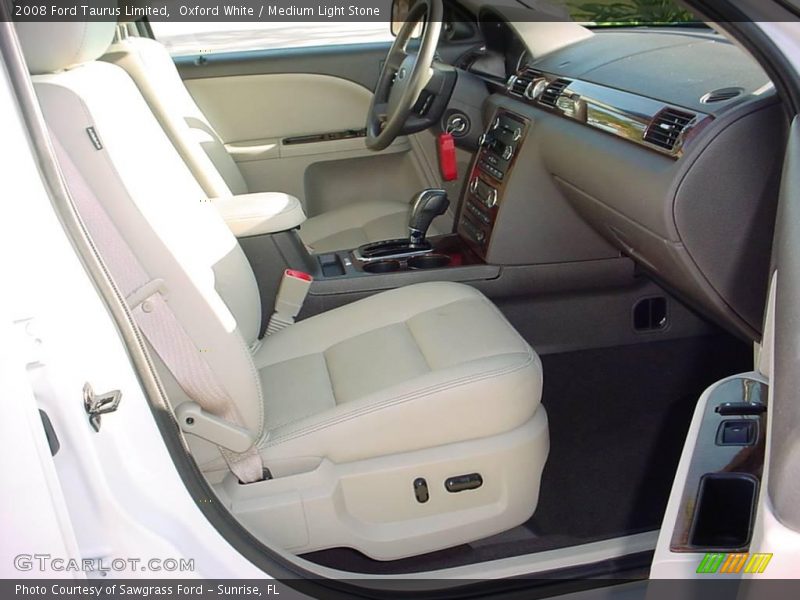 Oxford White / Medium Light Stone 2008 Ford Taurus Limited