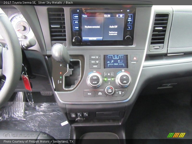 Controls of 2017 Sienna SE
