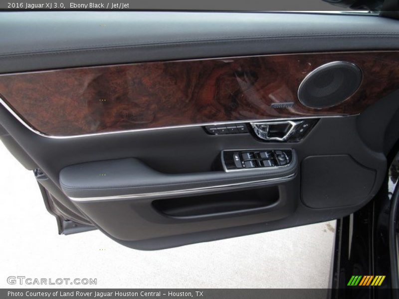 Ebony Black / Jet/Jet 2016 Jaguar XJ 3.0