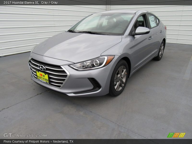 Gray / Gray 2017 Hyundai Elantra SE