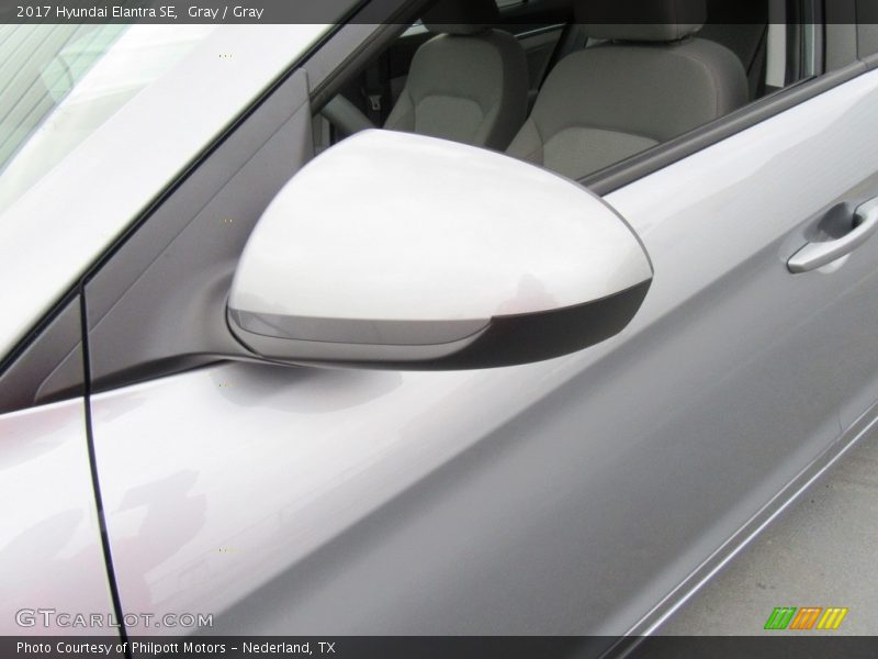 Gray / Gray 2017 Hyundai Elantra SE