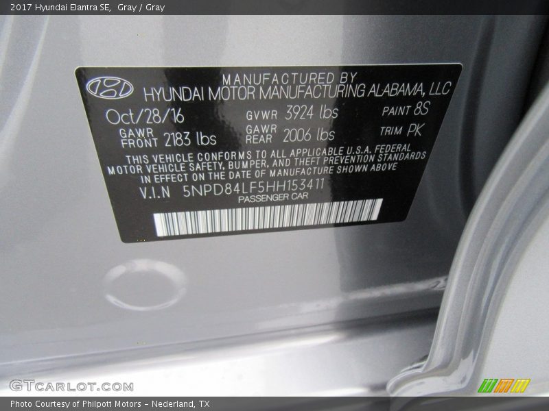 Gray / Gray 2017 Hyundai Elantra SE