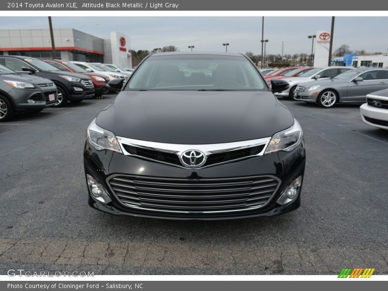 Attitude Black Metallic / Light Gray 2014 Toyota Avalon XLE