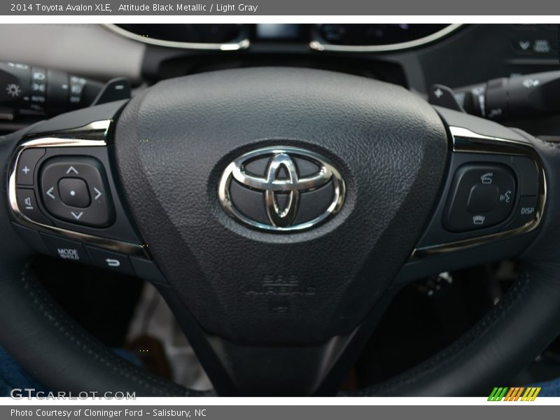 Attitude Black Metallic / Light Gray 2014 Toyota Avalon XLE
