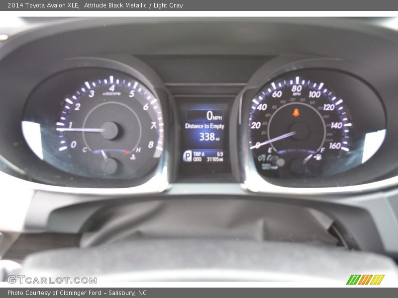 Attitude Black Metallic / Light Gray 2014 Toyota Avalon XLE