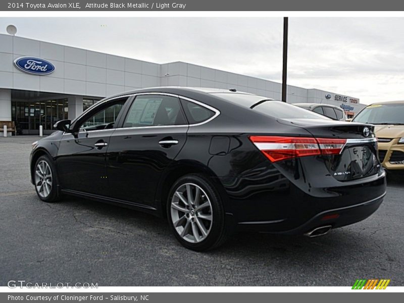 Attitude Black Metallic / Light Gray 2014 Toyota Avalon XLE