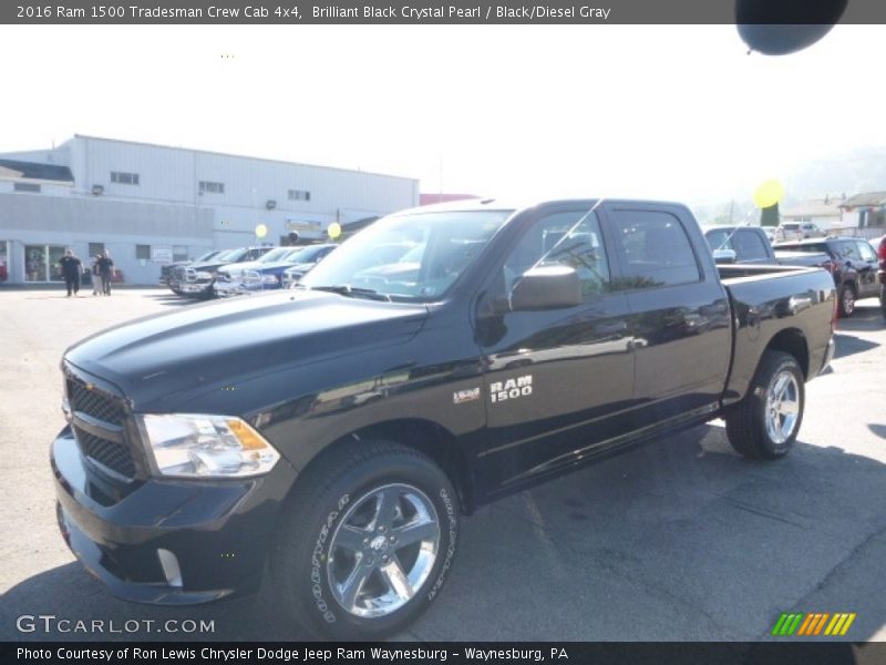 Brilliant Black Crystal Pearl / Black/Diesel Gray 2016 Ram 1500 Tradesman Crew Cab 4x4
