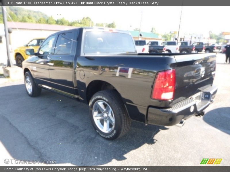 Brilliant Black Crystal Pearl / Black/Diesel Gray 2016 Ram 1500 Tradesman Crew Cab 4x4