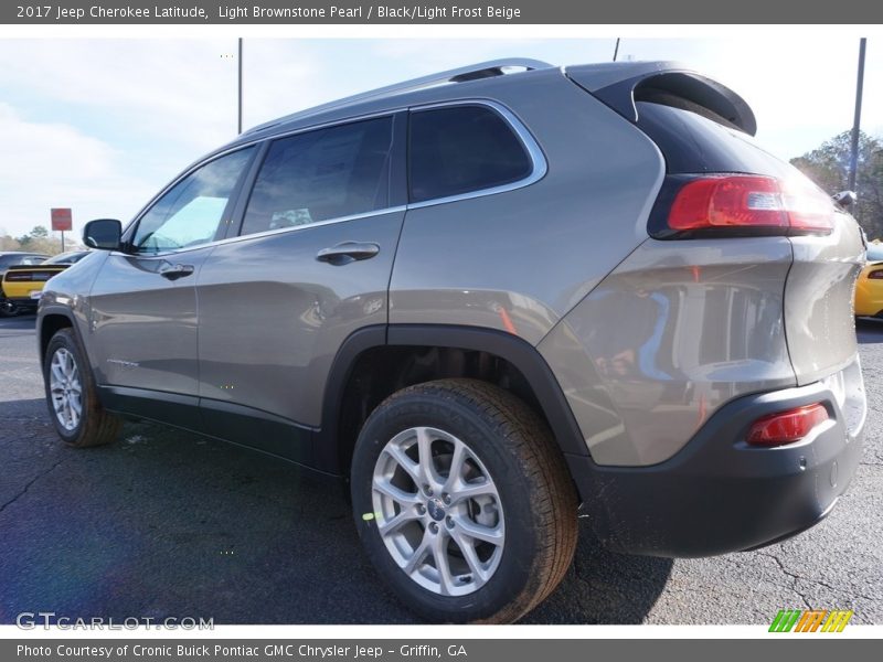 Light Brownstone Pearl / Black/Light Frost Beige 2017 Jeep Cherokee Latitude