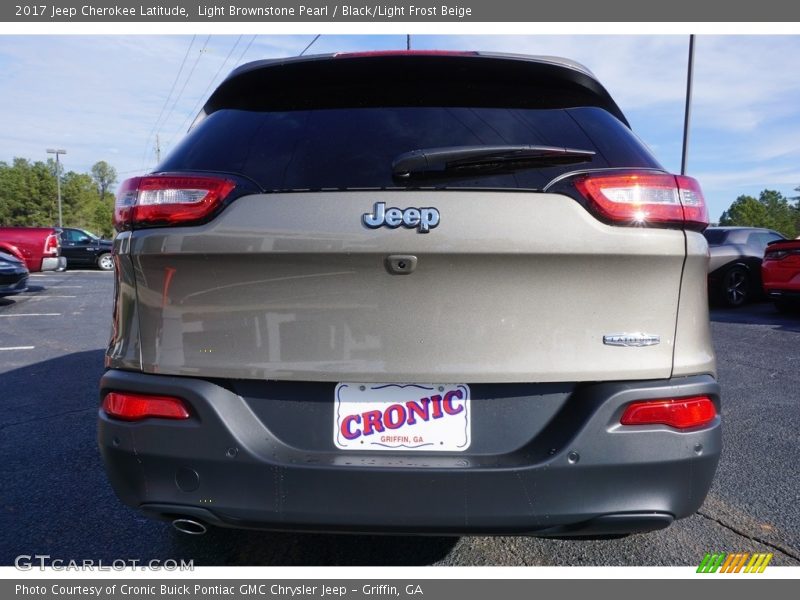 Light Brownstone Pearl / Black/Light Frost Beige 2017 Jeep Cherokee Latitude