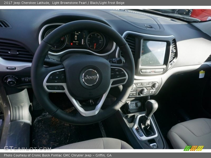 Light Brownstone Pearl / Black/Light Frost Beige 2017 Jeep Cherokee Latitude