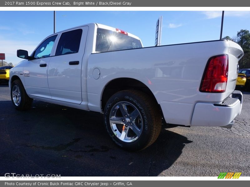 Bright White / Black/Diesel Gray 2017 Ram 1500 Express Crew Cab