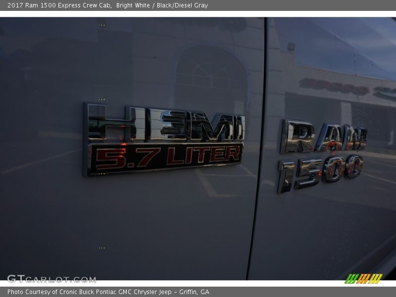 Bright White / Black/Diesel Gray 2017 Ram 1500 Express Crew Cab