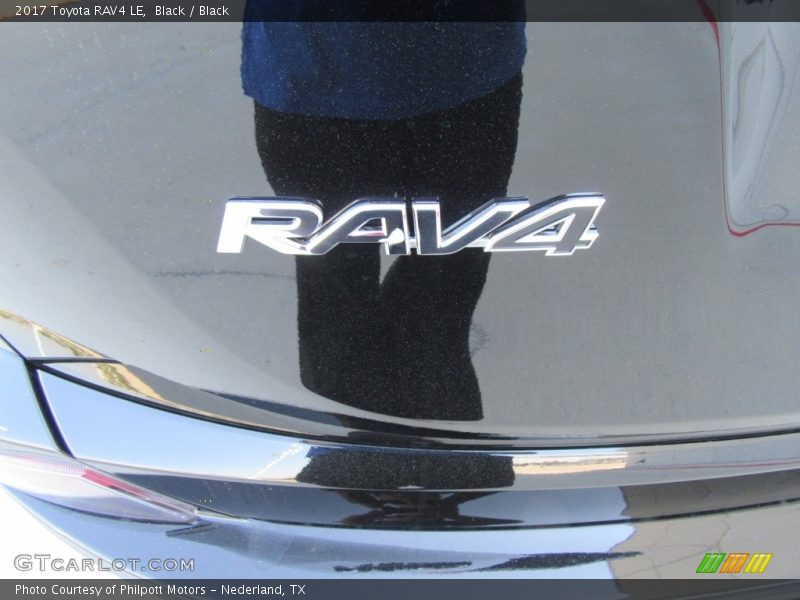 Black / Black 2017 Toyota RAV4 LE