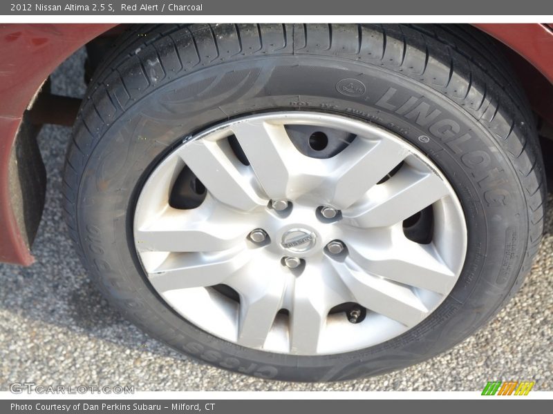 Red Alert / Charcoal 2012 Nissan Altima 2.5 S