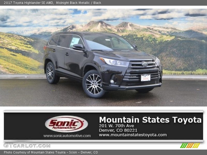 Midnight Black Metallic / Black 2017 Toyota Highlander SE AWD