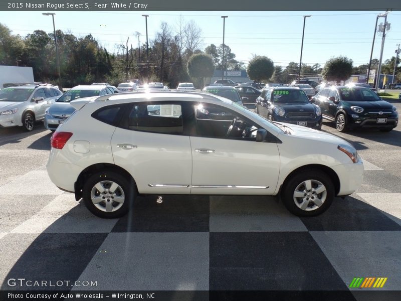 Pearl White / Gray 2015 Nissan Rogue Select S