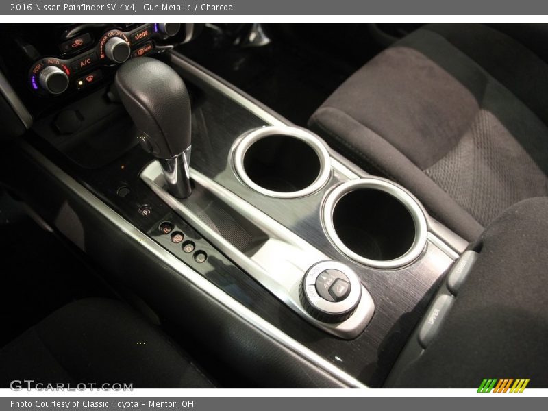 Gun Metallic / Charcoal 2016 Nissan Pathfinder SV 4x4