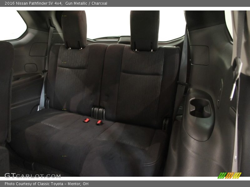 Gun Metallic / Charcoal 2016 Nissan Pathfinder SV 4x4
