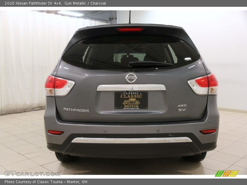Gun Metallic / Charcoal 2016 Nissan Pathfinder SV 4x4