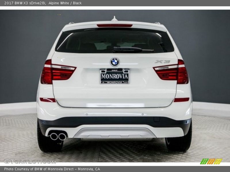 Alpine White / Black 2017 BMW X3 sDrive28i