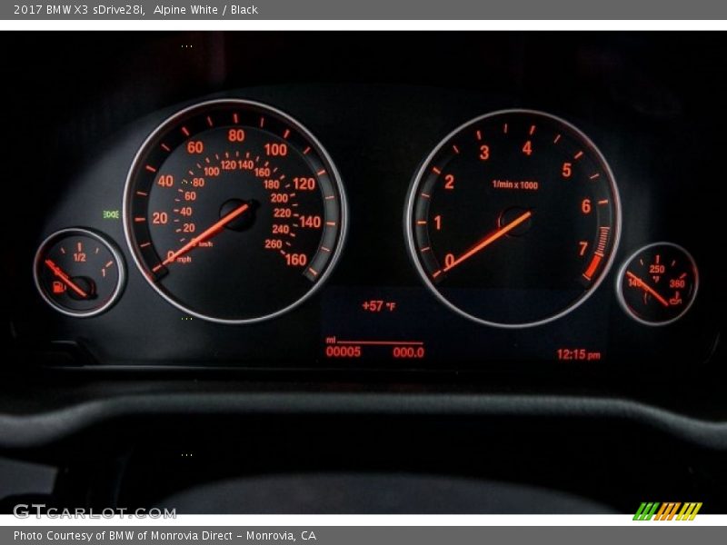 Alpine White / Black 2017 BMW X3 sDrive28i