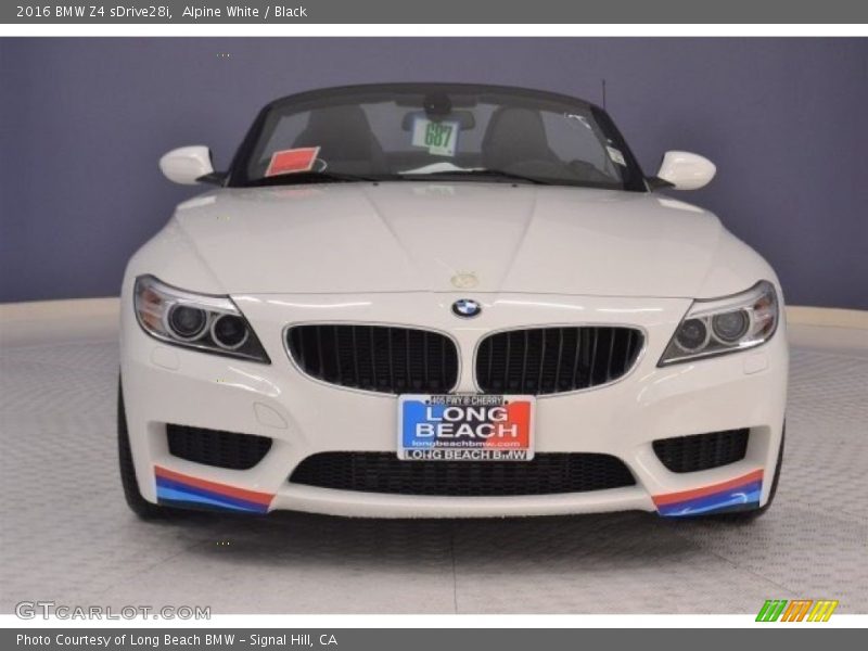 Alpine White / Black 2016 BMW Z4 sDrive28i