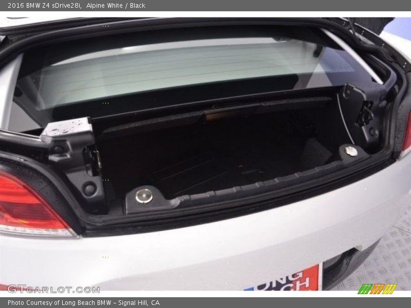 Alpine White / Black 2016 BMW Z4 sDrive28i