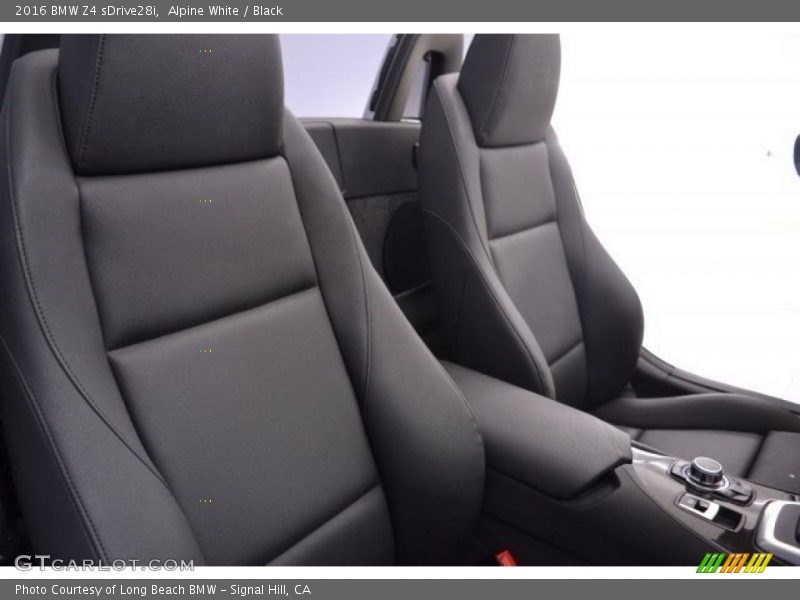 Alpine White / Black 2016 BMW Z4 sDrive28i