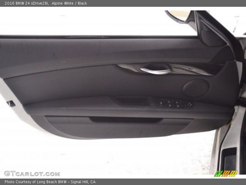 Alpine White / Black 2016 BMW Z4 sDrive28i