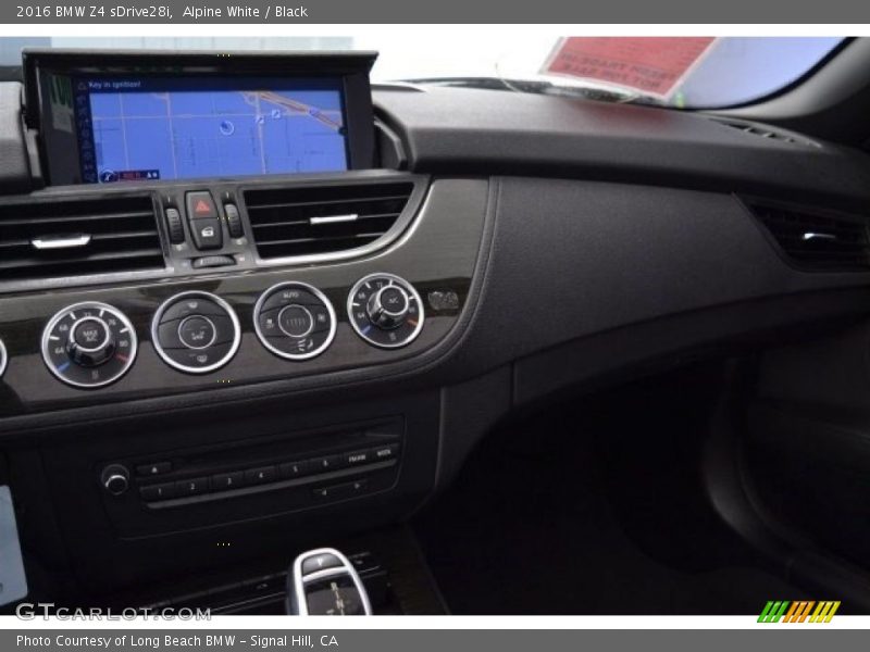 Alpine White / Black 2016 BMW Z4 sDrive28i