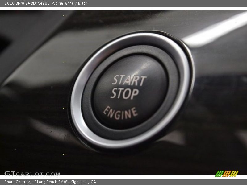 Alpine White / Black 2016 BMW Z4 sDrive28i