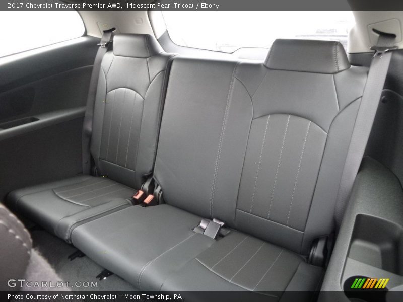 Iridescent Pearl Tricoat / Ebony 2017 Chevrolet Traverse Premier AWD