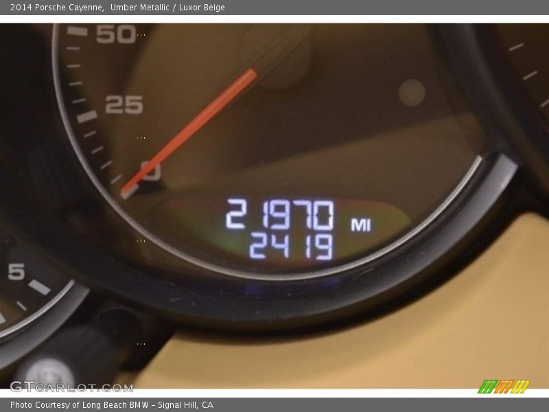 Umber Metallic / Luxor Beige 2014 Porsche Cayenne