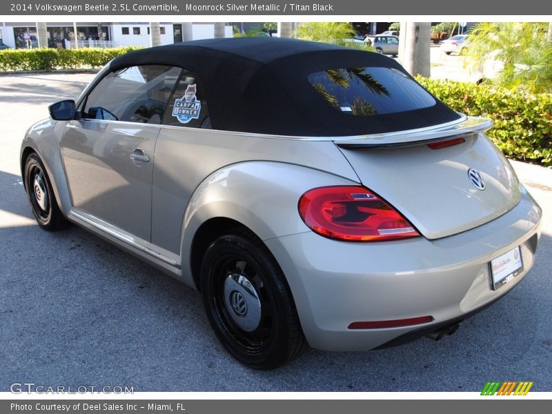 Moonrock Silver Metallic / Titan Black 2014 Volkswagen Beetle 2.5L Convertible