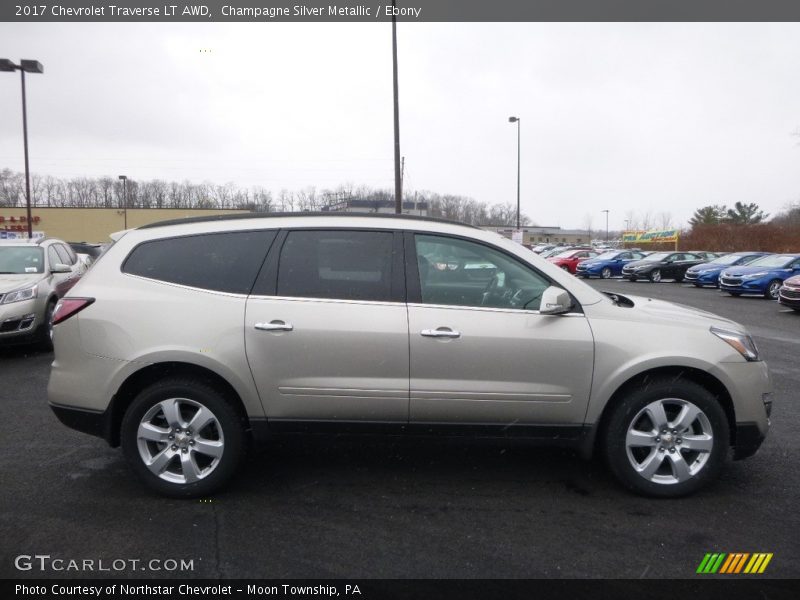 Champagne Silver Metallic / Ebony 2017 Chevrolet Traverse LT AWD