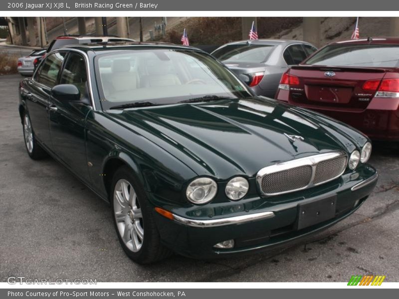 British Racing Green / Barley 2006 Jaguar XJ XJ8 L