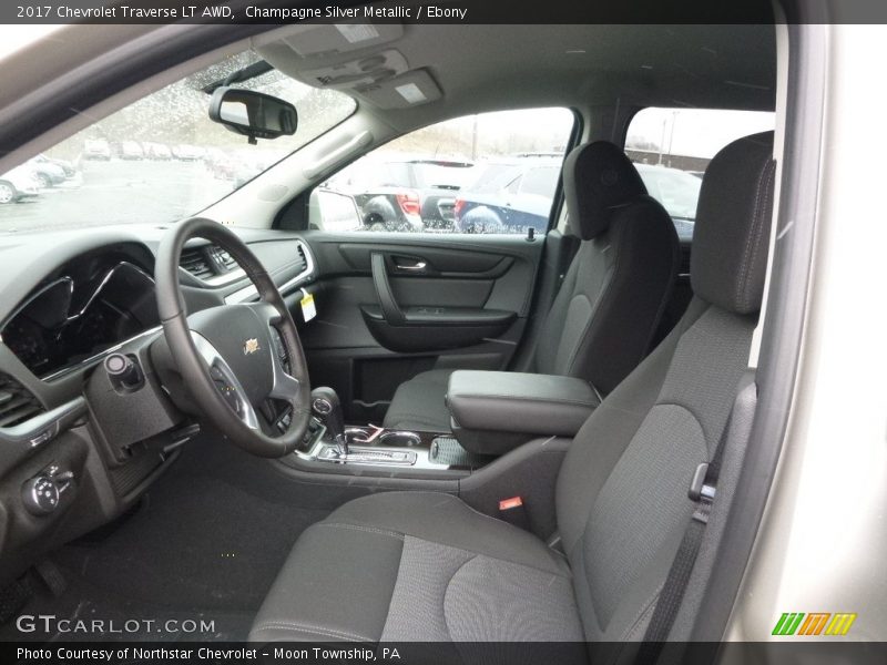 Champagne Silver Metallic / Ebony 2017 Chevrolet Traverse LT AWD