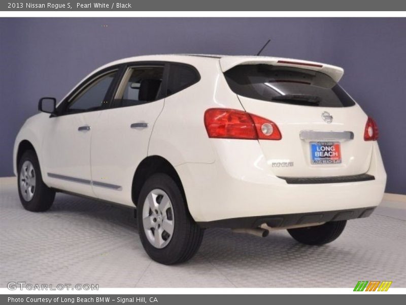 Pearl White / Black 2013 Nissan Rogue S
