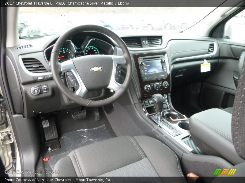 Champagne Silver Metallic / Ebony 2017 Chevrolet Traverse LT AWD