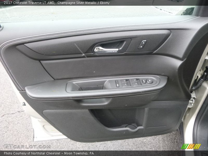 Champagne Silver Metallic / Ebony 2017 Chevrolet Traverse LT AWD