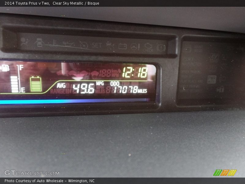 Clear Sky Metallic / Bisque 2014 Toyota Prius v Two