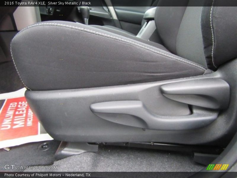 Silver Sky Metallic / Black 2016 Toyota RAV4 XLE