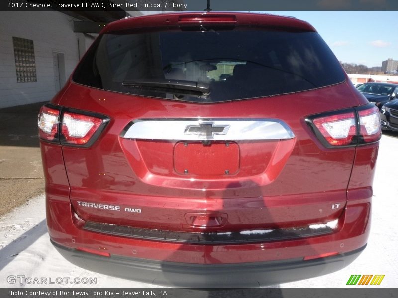 Siren Red Tintcoat / Ebony 2017 Chevrolet Traverse LT AWD