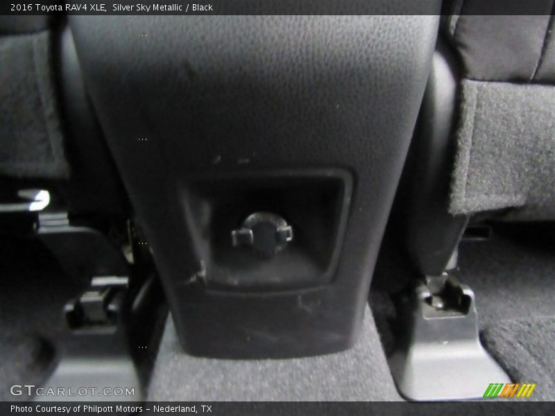 Silver Sky Metallic / Black 2016 Toyota RAV4 XLE