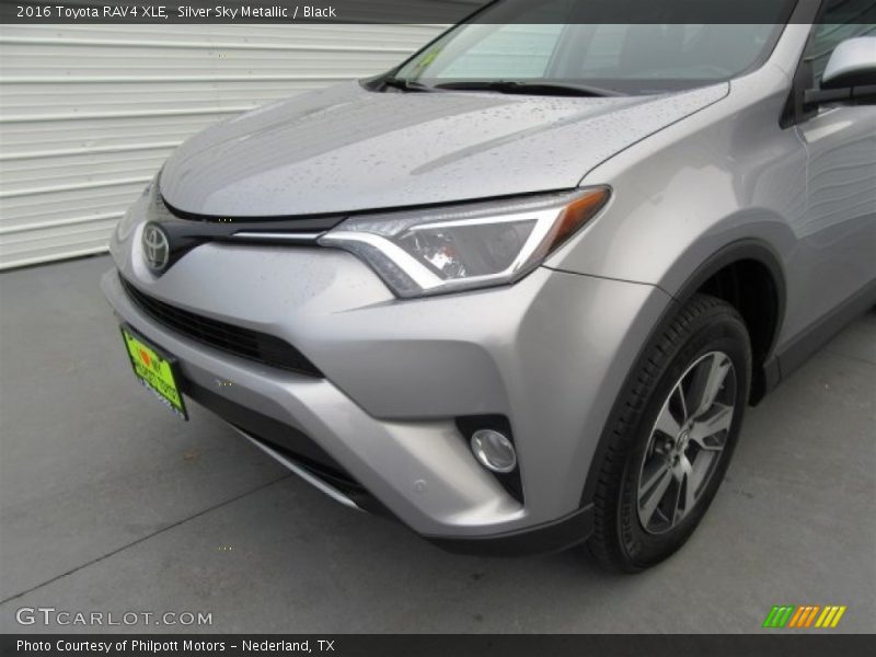 Silver Sky Metallic / Black 2016 Toyota RAV4 XLE